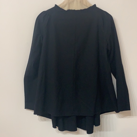Gary Graham Voluminous Top with Smocked Collar! - Picture 8 of 11
